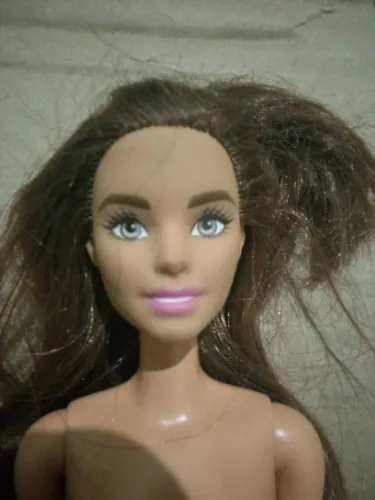 Boneca Barbie Mattel cabelos castanhos