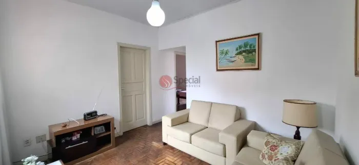 Casa térrea à venda na Vila Diva 100 m² , 2 quartos, 2 vagas, ótima localização.