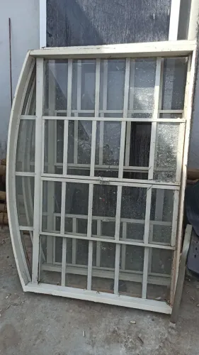 Janelas de ferro e vidro