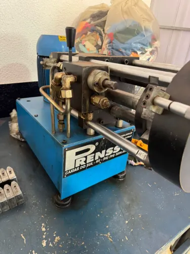 Máquina de prensar mangueira hidráulica