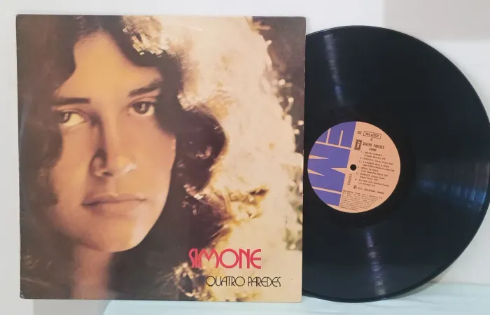 LP Simone - Quatro Paredes