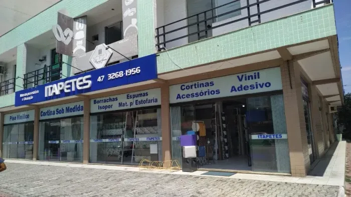 VENDO LOJA DE DECORAÇOES NA MEIA PRAIA EM ITAPEMA,25 ANOS DE PONTO PROXIMO DA SICREDI 300M