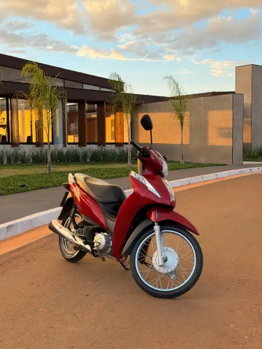 Honda biz 2021 com apenas 8.350 km