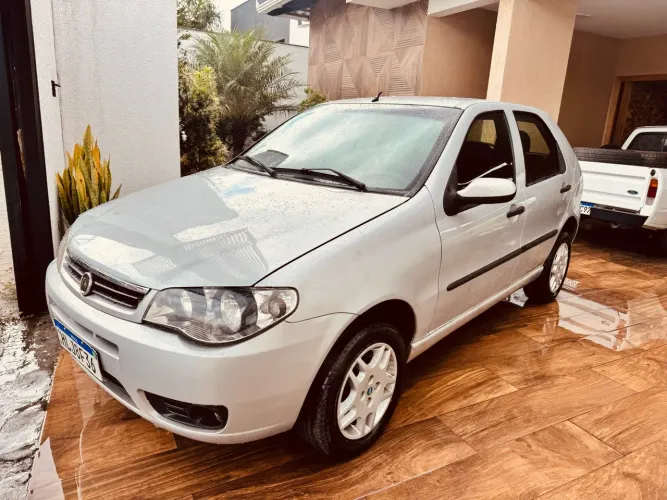 Fiat Palio 1.0 Cel. Econ./italia F.flex 8V 4P 2010