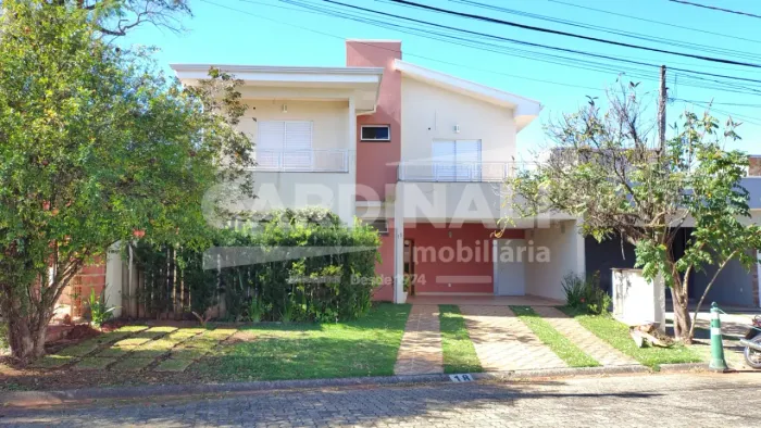 Casa Condomínio em Araraquara