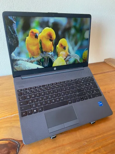 Notebook HP i5 12ª Geração / UHD Graphics / 8GB RAM / 500GB SSD / Tela 15.6?