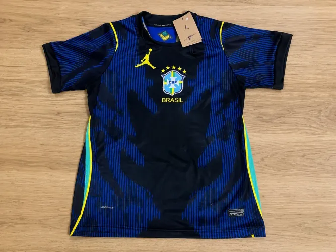 Camisa Brasil Jordan Azul/Preta - Tamanho P - Nova com Etiqueta 