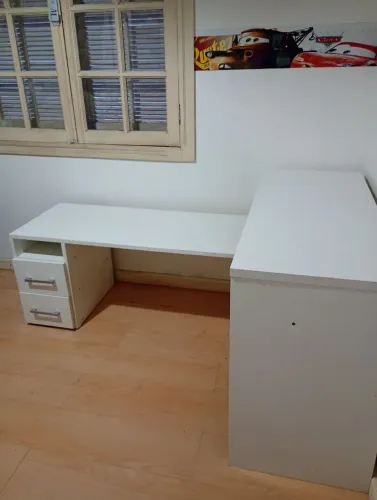 Escrivaninha, tenho duas valor separado