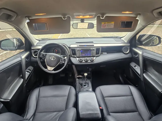 Toyota RAV4 2.0 4X2 16V Aut. 2014