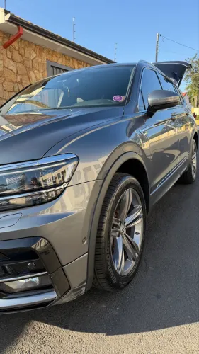 Volkswagen Tiguan Allspac R-line 350 TSI 2.0 4X4 2019
