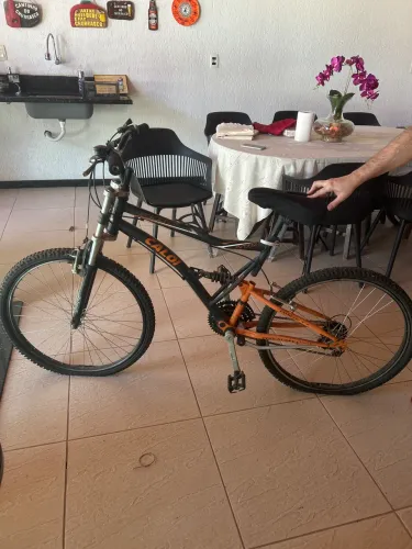 Bicicleta caloi xrt