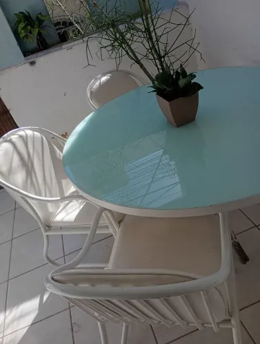 Mesa 4 cadeiras