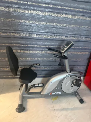 Bicicleta Ergométrica Horizontal Kikos KR 5.6
