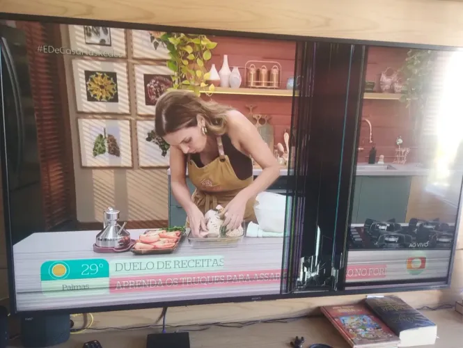 TV Sony 65 KD-65X705G - Para retirada de peças