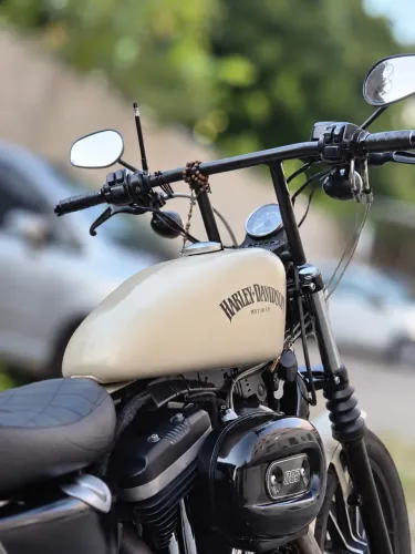Harley-Davidson Sportster 883