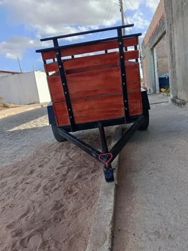 VENDO E TROCO REBOQUE PARA CARRO...