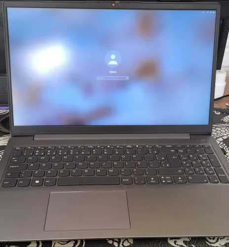 Vendo notebook Lenovo + monitor LG UltraWide 29?