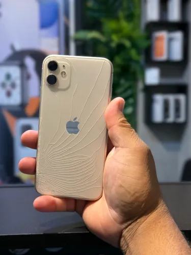 IPHONE 11 64gb