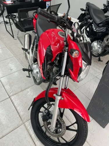 Oportunidade!! Fan 160 2024 baixo km EsMotors transferência grátis!