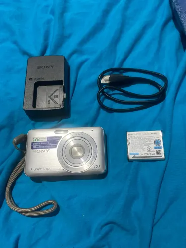Câmera Sony cyber shot relíquia 