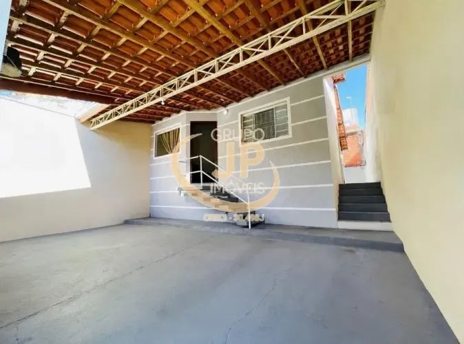 Casa Jd. Montreal/ 3 dorm./Suíte/ 2 vagas/ Ac. Dr. Américo Figueiredo/Só 370 mil