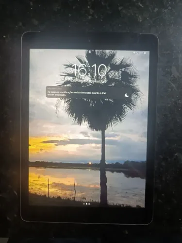 Vendo iPad air, 16gb em ótimo estado, bom para ver vídeos e séries. CAICÓ RN