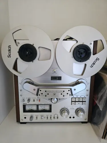 Gravador de rolo AKAI GX 635D