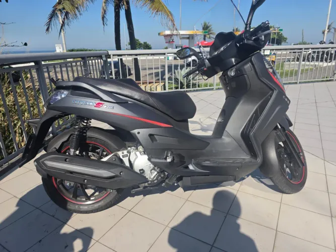 Vendo moto Dafra 300