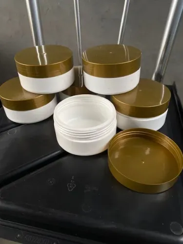 1.200 POTES DE COSMÉTICOS 150gr.