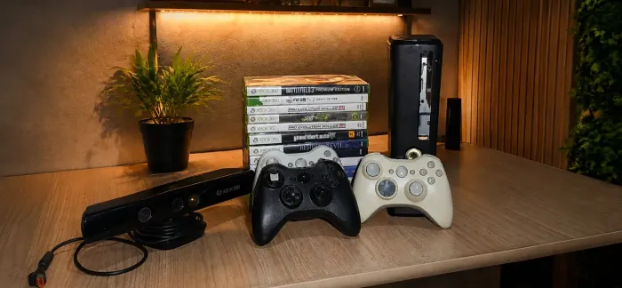 Lote Xbox 360: Kinect + 11 Jogos + Carcaças + Peças
