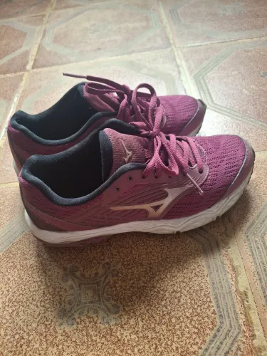 Tenis Mizuno Dynasty 3