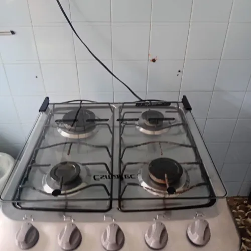 Vendo Fogao branco com mesa Inox Esmaltec , valor 330,00