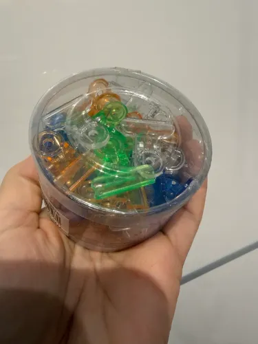 Pregador clip para curvatura de unhas em porcelana
