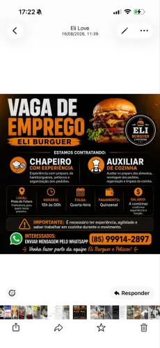 Chapeiro e aux de cozinha