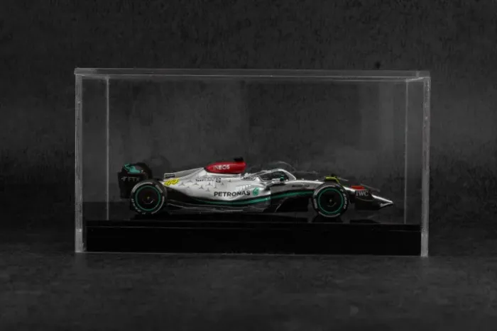 Miniatura 1:43 Burago Mercedes-AMG W 13 E | #44 Lewis Hamilton