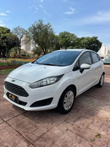 Ford Fiesta 1.6 16V Flex Mec. 5P 2014