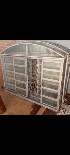 Vendo 3 Janelas usadas semi novas!