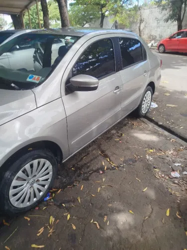 Volkswagen Voyage Comf/highli. 1.6 MI T.flex 8V 4P 2015