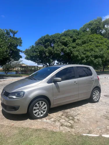 Volkswagen Fox 1.0 MI Total Flex 8V 5P 2012