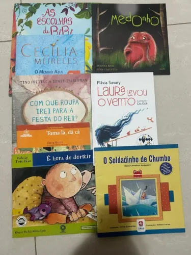 Kit 8 livros Infantis bem conservados