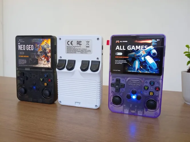 Videogame Console r36s portátil +20000 jogos clássicos 