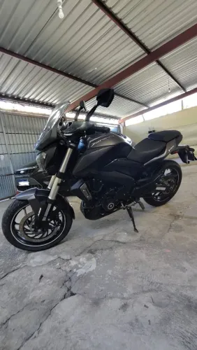 Moto Bajaj Dominar 400 ano 2024