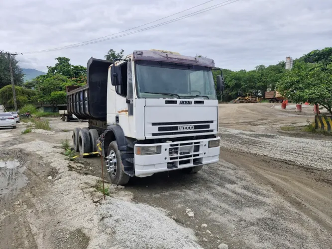 Caminhão basculante iveco todo 1620 zap *