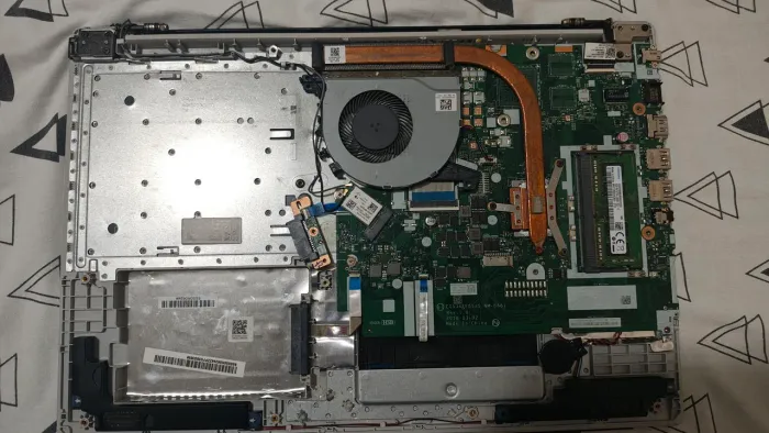 Peças de notebook Lenovo Ideapd 330