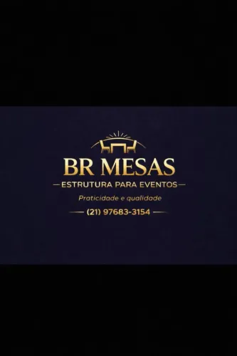 Mesas e cadeiras