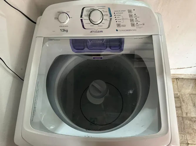 Máquina de lavar Electrolux 13 kg