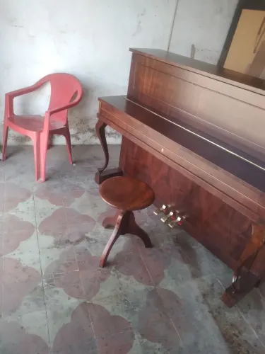 Piano otto halbem