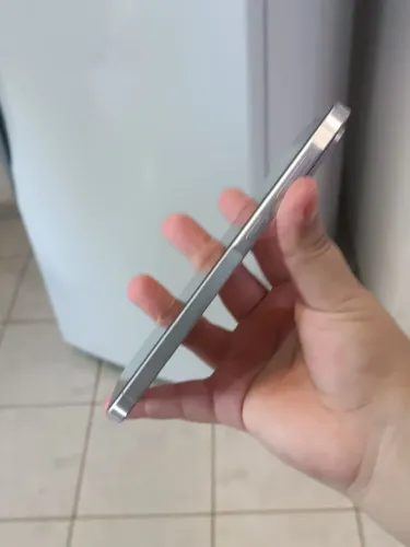 Vendo / troco um Samsung galax A56 por um da linha xaikme ou poco e iPhone tbm