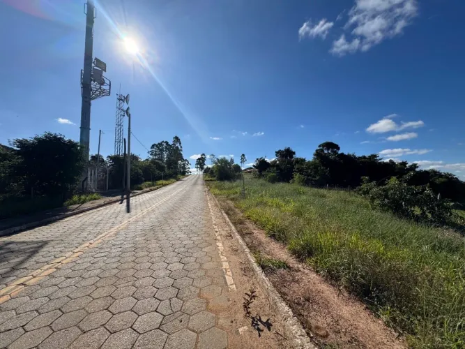 Lote em Santana Do Garambéu