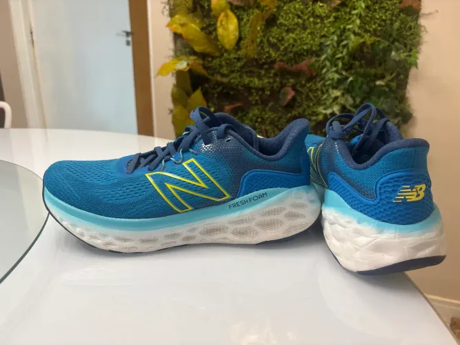 Tênis corrida macio New Balance Fresh Foam More v3 Masculino - Tam. 41 - Pouco Usado